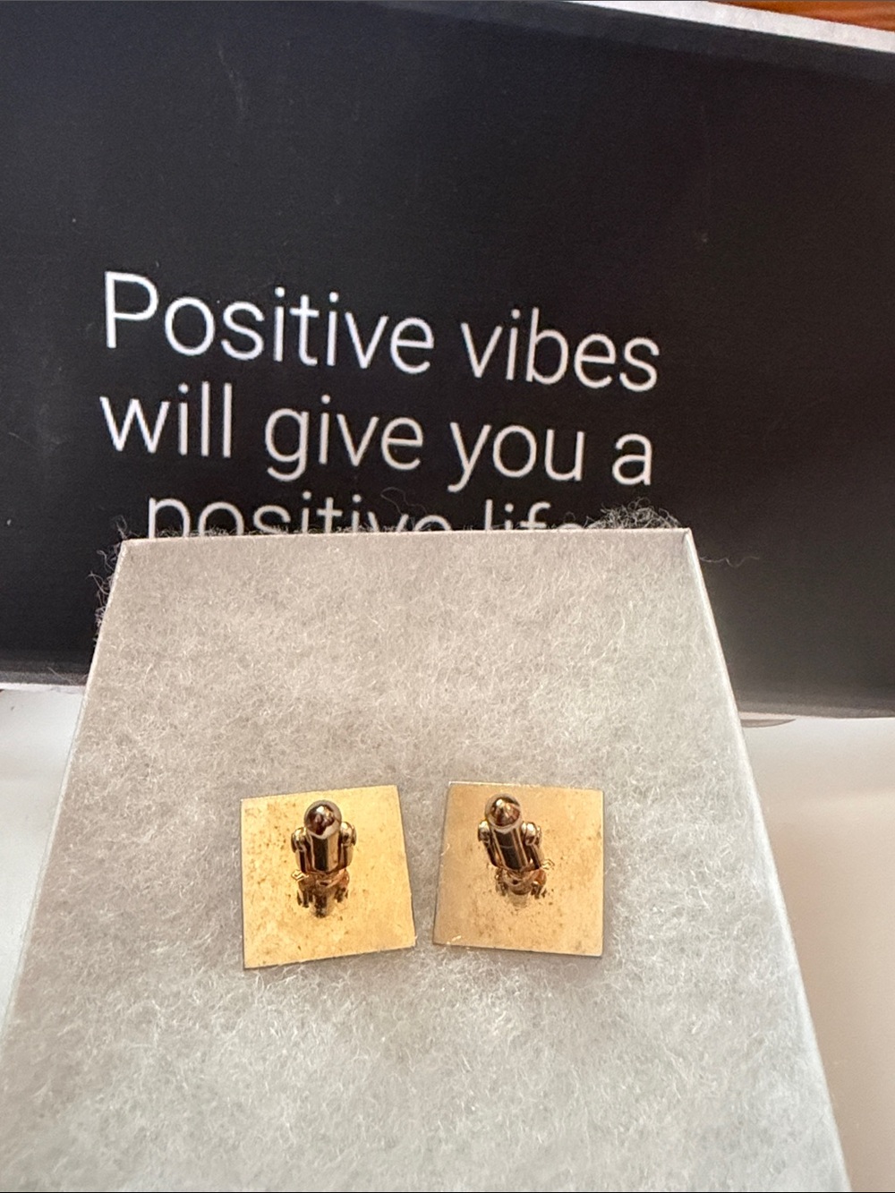 Vintage 1950’s gold tone Cufflinks featuring a red stone Sunburst Design ✨ - Picture 3 of 4